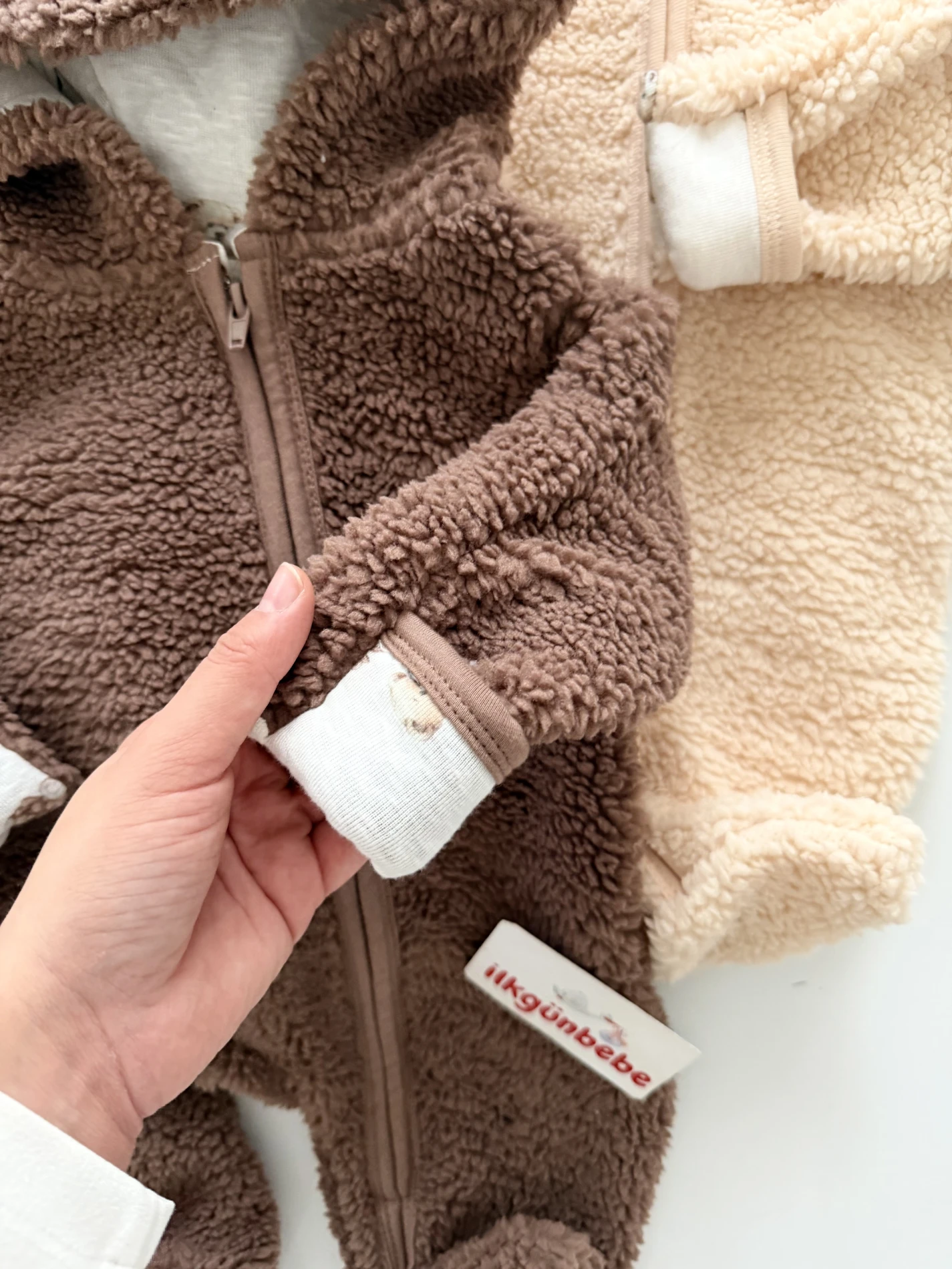 Alice  Peluş Teddy Kulaklı Eldivenli Fermuarlı Astarlı Peluş Tulum 