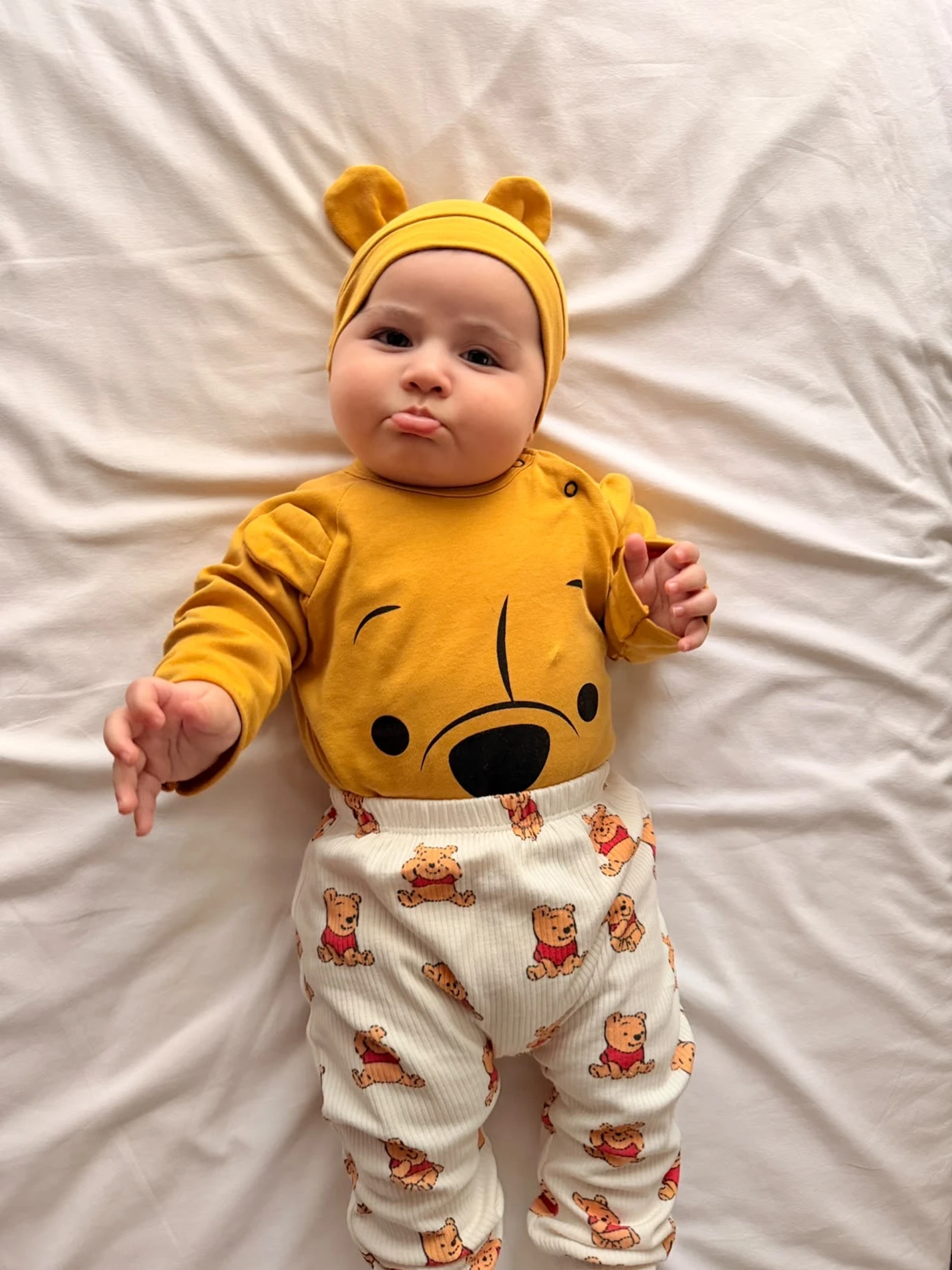Winnie The Pooh Baskılı Mevsimlik Ribanalı Kumaş 3’lü Takım