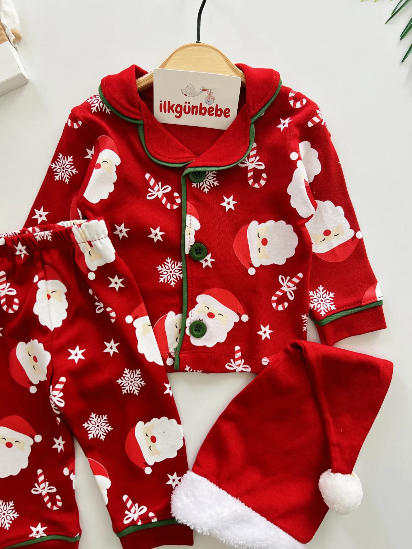 Bebe Yaka Noel Baba  Temalı %100 Pamuk Ponpon Şapkalı 3’lü Takım