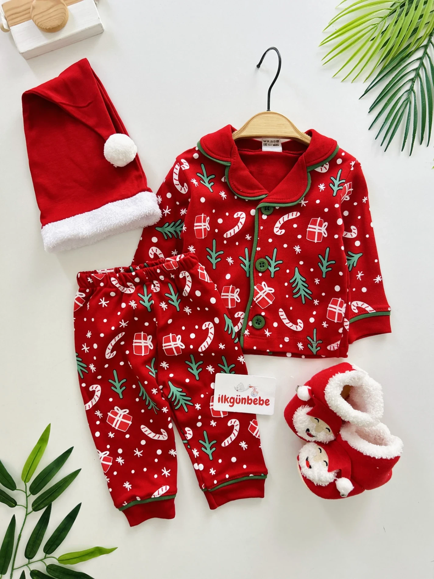 Bebe Yaka Noel Baba  Temalı %100 Pamuk Ponpon Şapkalı 3’lü Takım