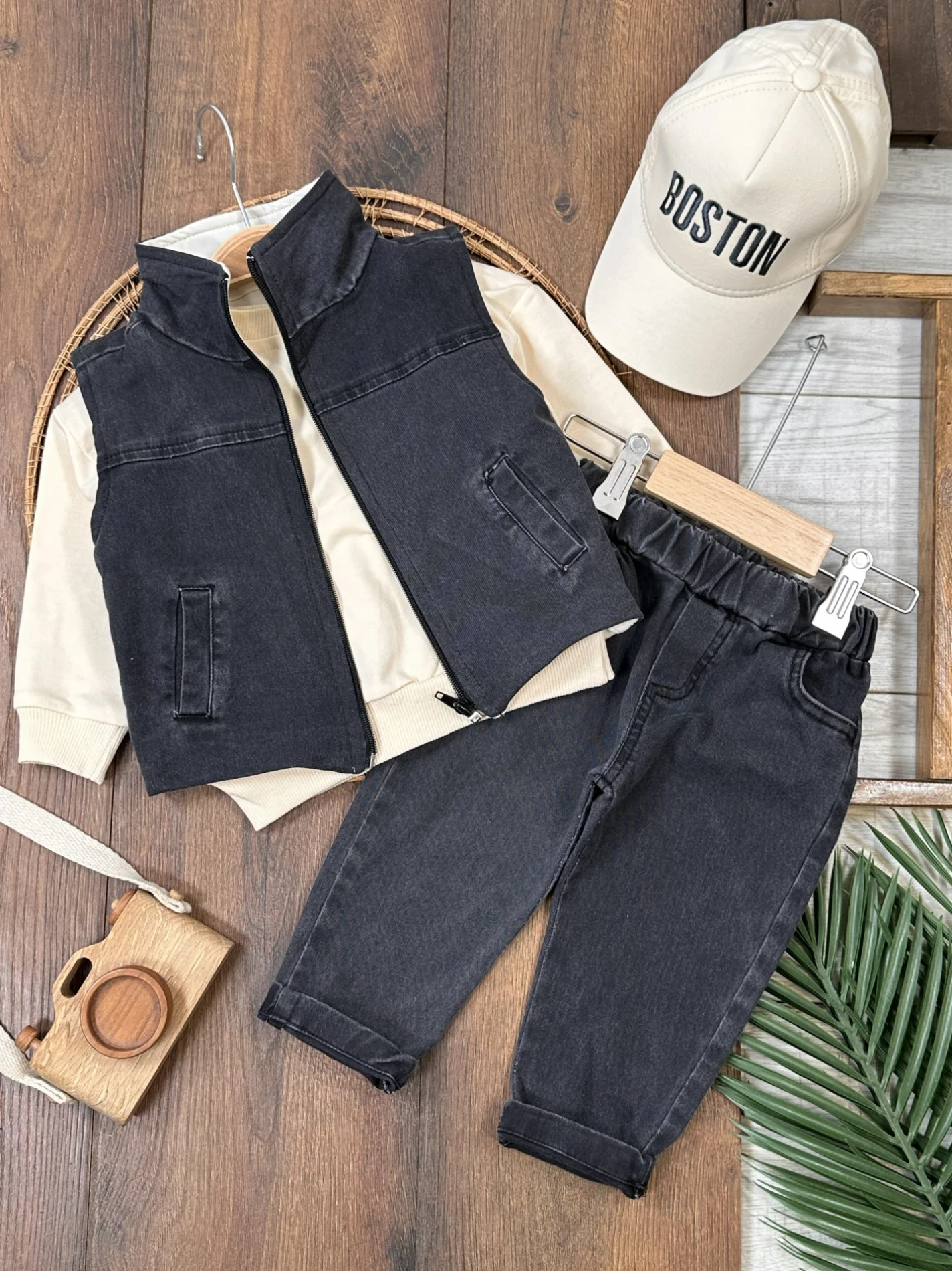 Boston Yelekli Şapkalı Oversize Sweatshirt Likralı Kot   Takım