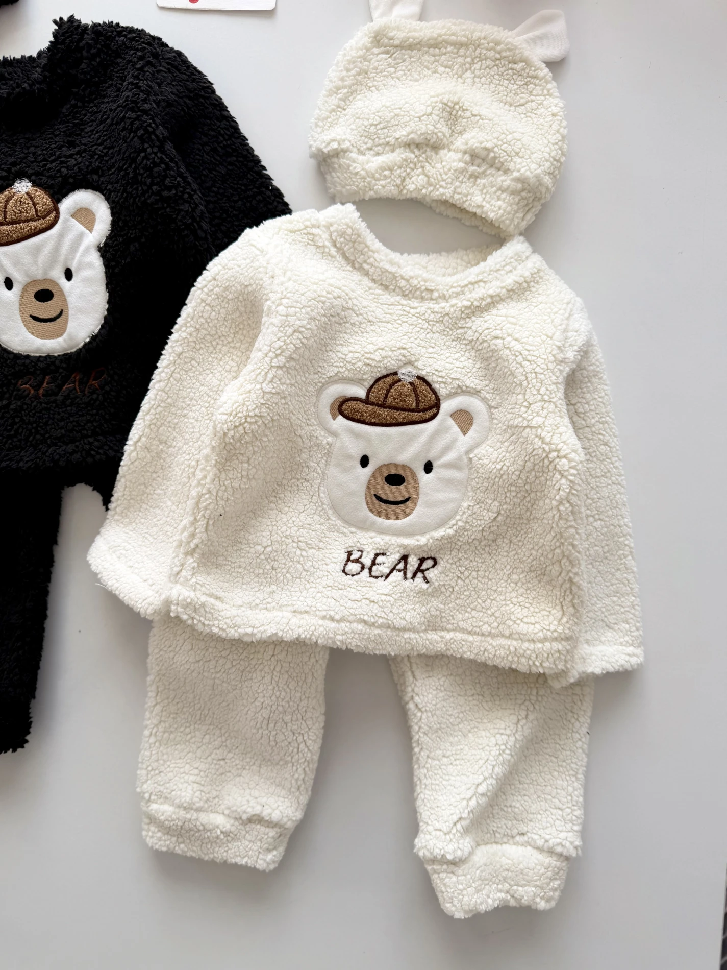 Teddy Bear Şapkalı İçi Astarlı Peluş 3’lü Takım