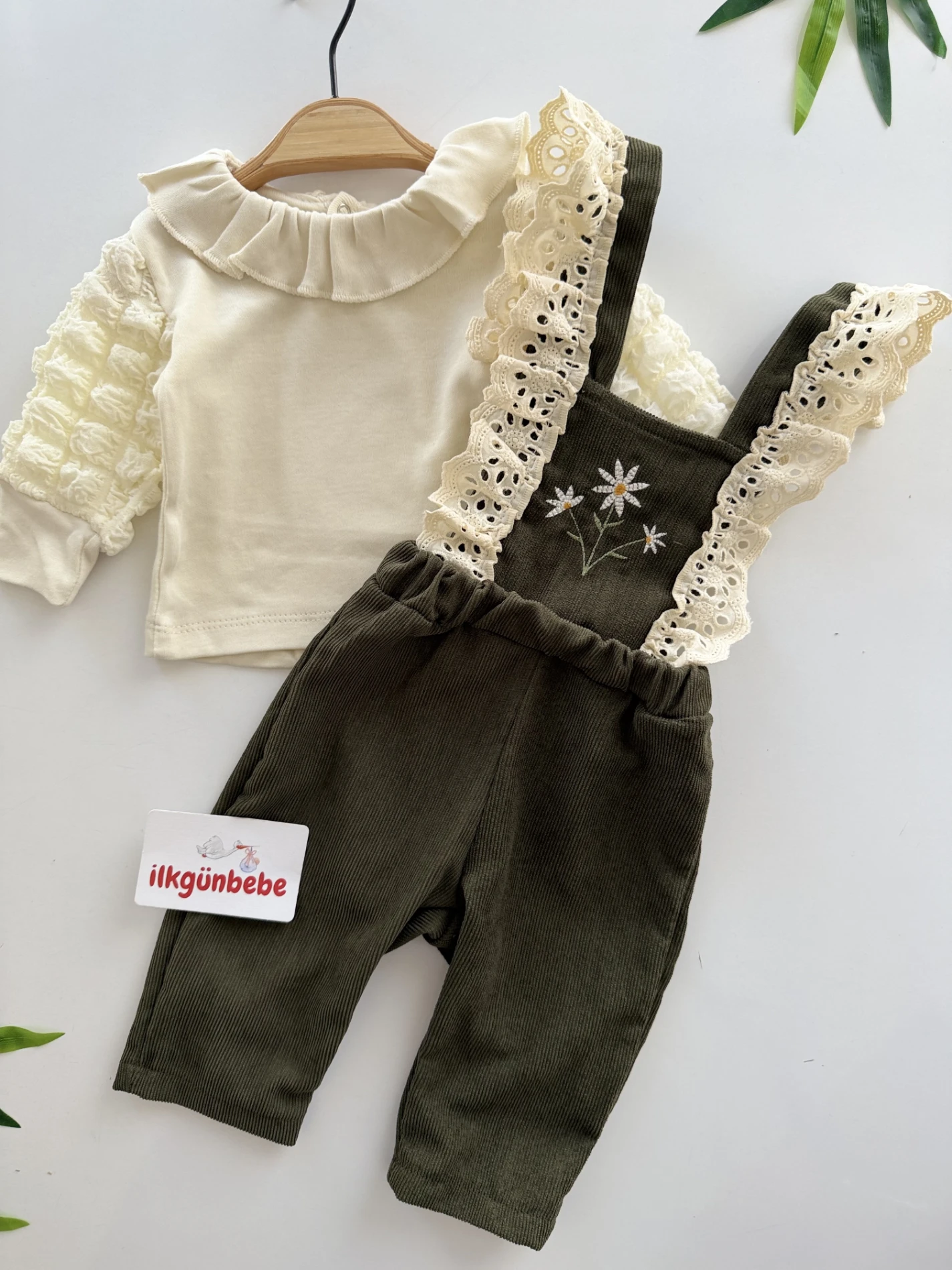 Vintage Papatya Nakışlı Kadife Salopet & Badi Takım