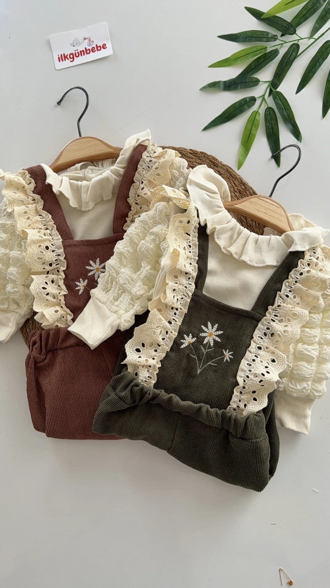 Vintage Papatya Nakışlı Kadife Salopet & Badi Takım