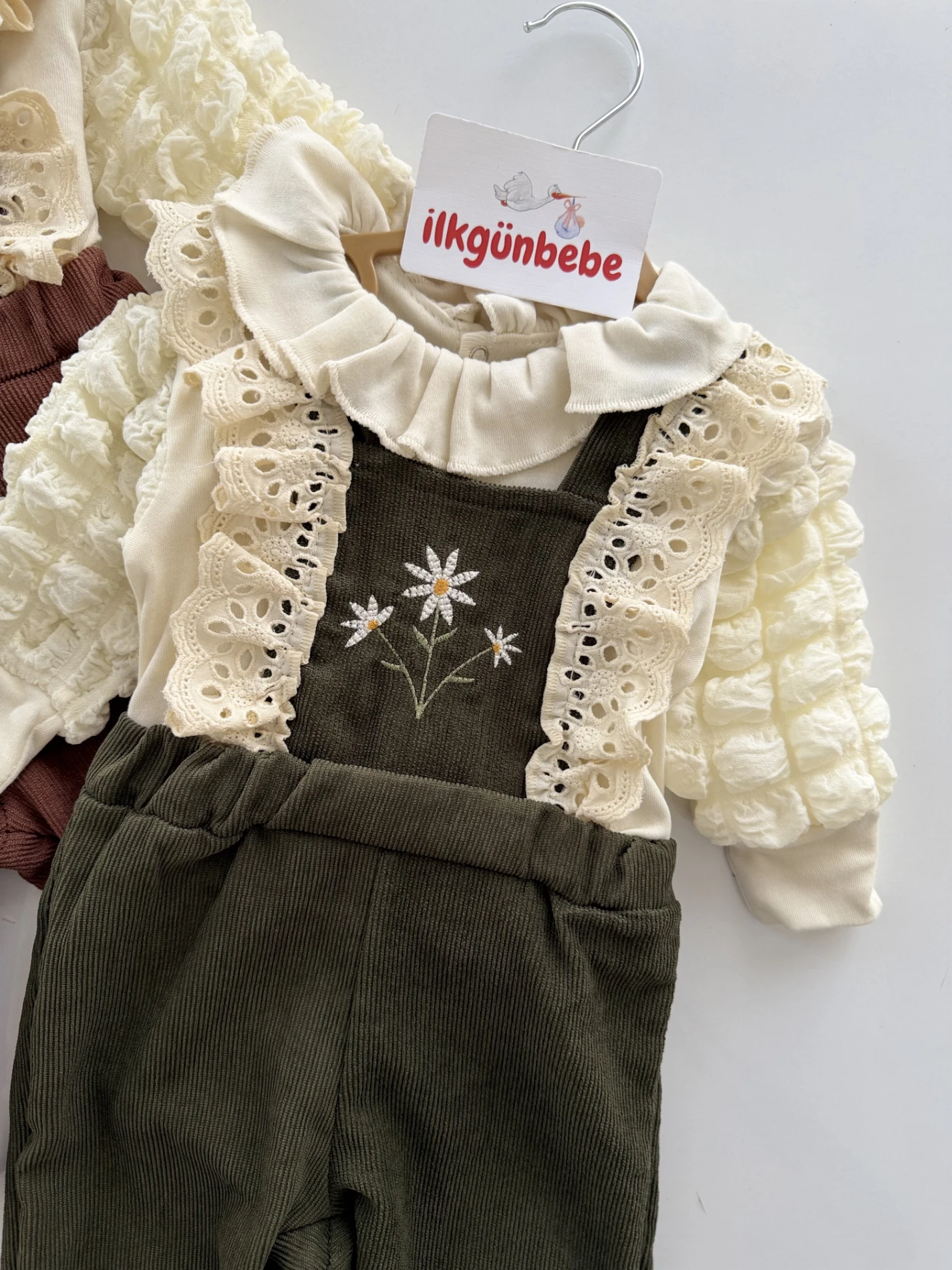 Vintage Papatya Nakışlı Kadife Salopet & Badi Takım