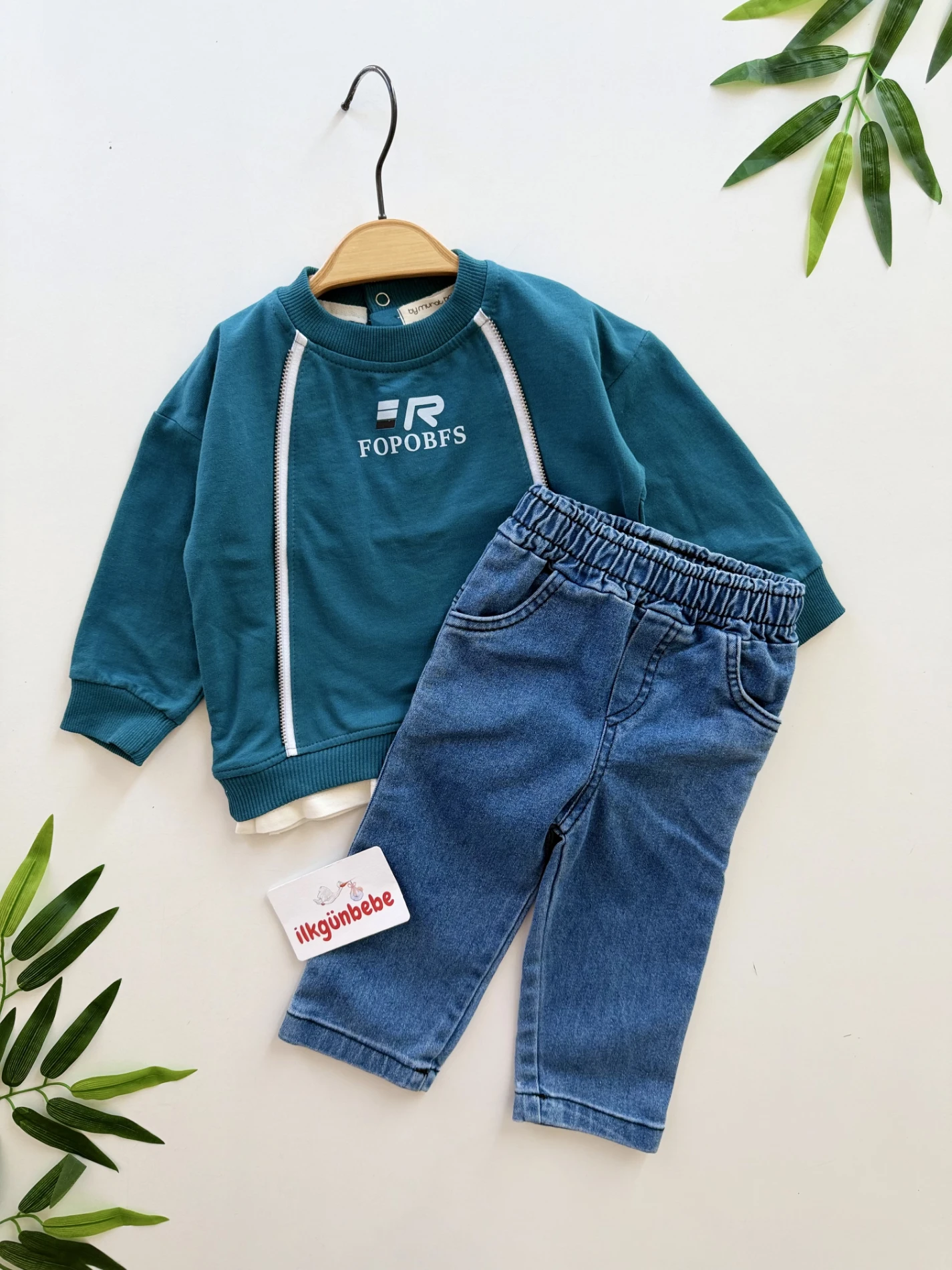 Marka Fermuar Detaylı Sweatli Kot Pantalonlu Takım