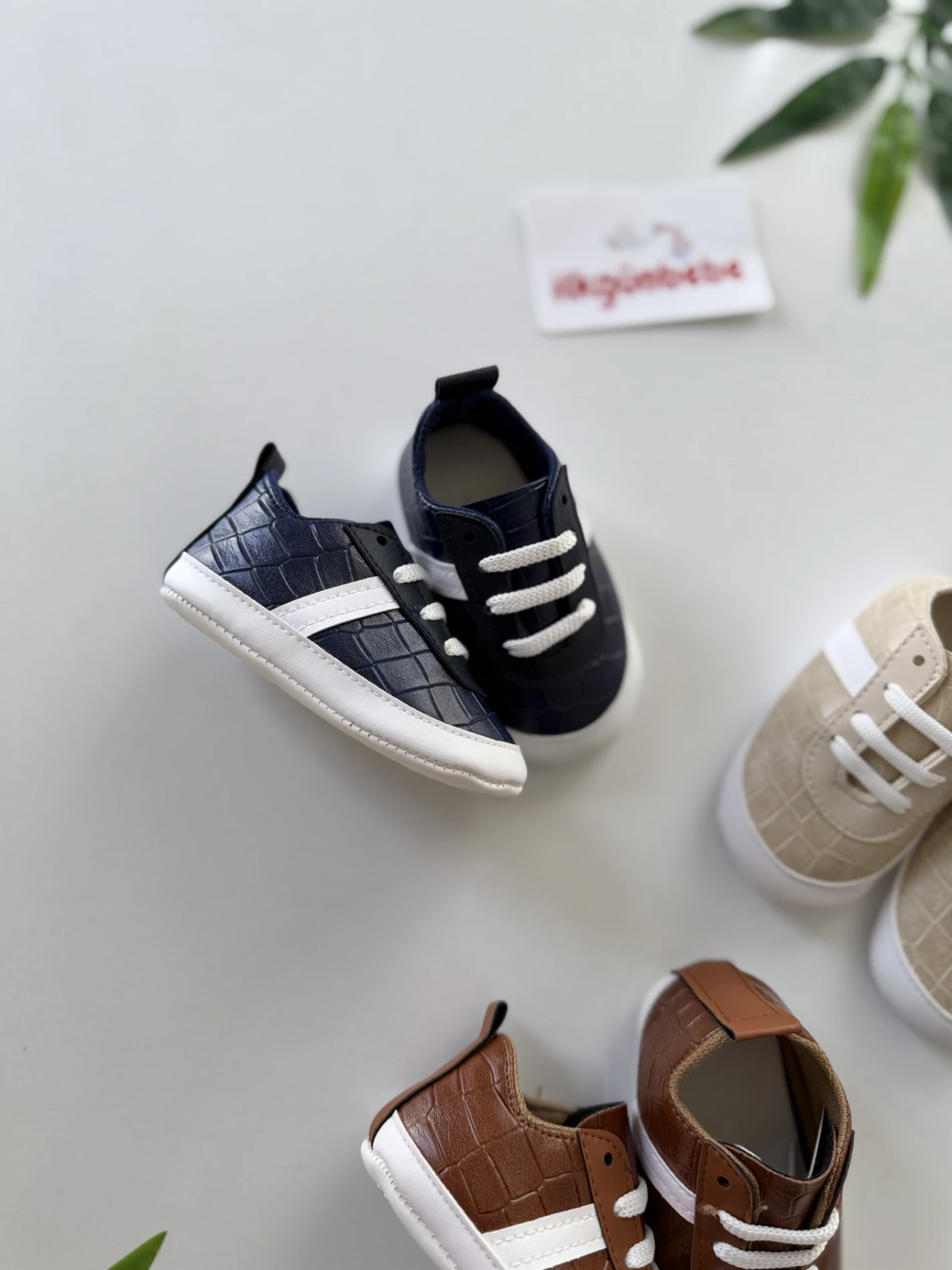 Deri Görünümlü Ayakkabı