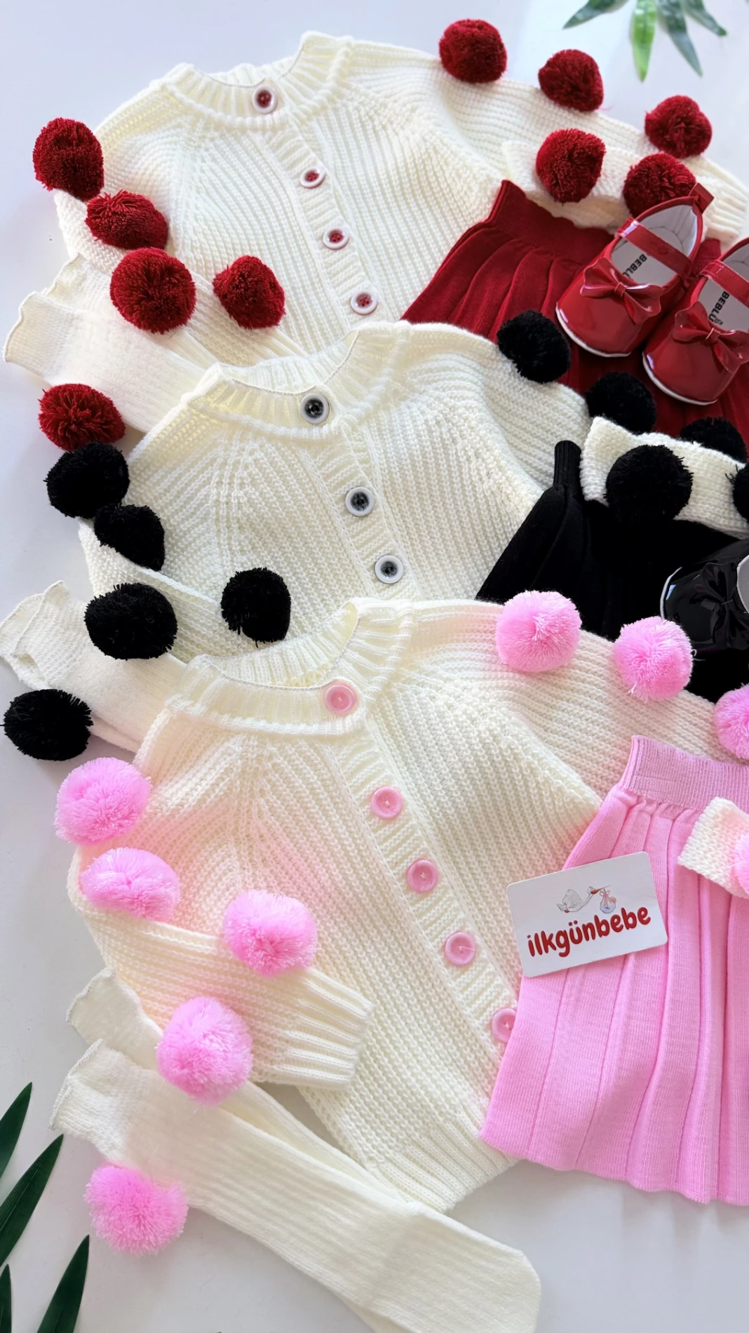 Ponponlu Selanik Örgüsü Hırkalı Triko Etekli Bandana & Çorap 4’lü Set