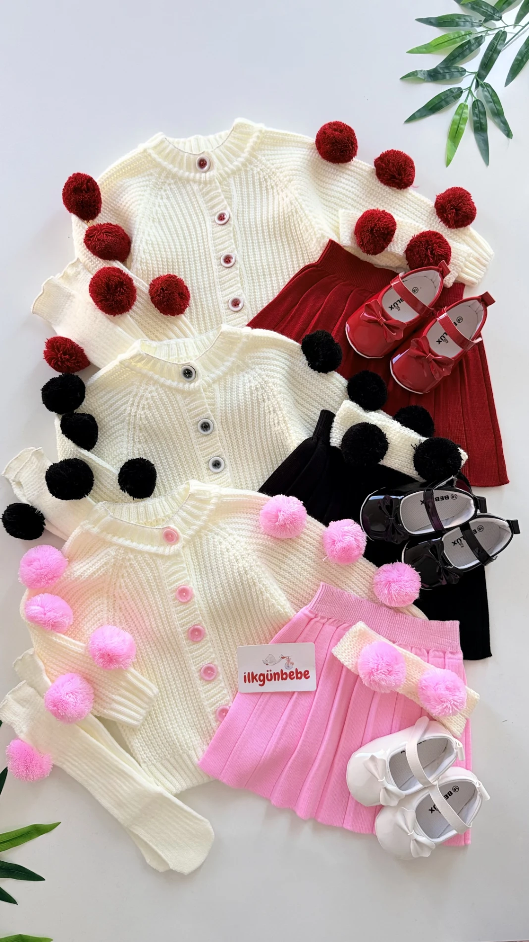 Ponponlu Selanik Örgüsü Hırkalı Triko Etekli Bandana & Çorap 4’lü Set