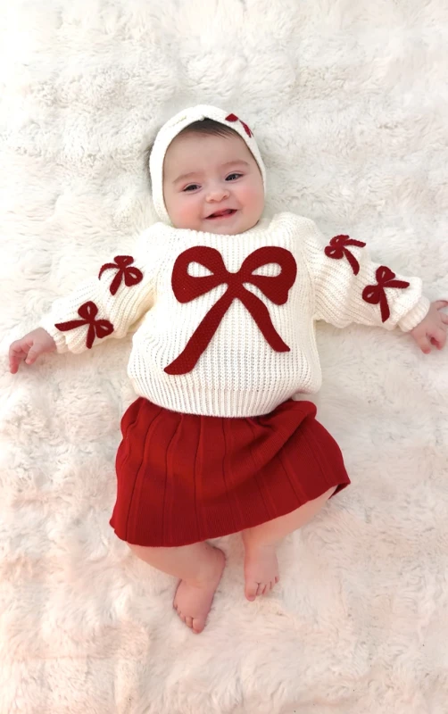 Selanik Örgüsü Kumaşlı Fiyonk Detaylı Triko Etekli 3’lü Takım