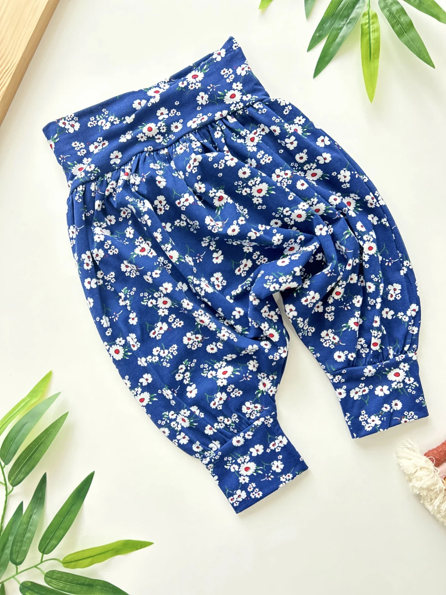 Çiçek Desenli Rengarenk Şalvar 