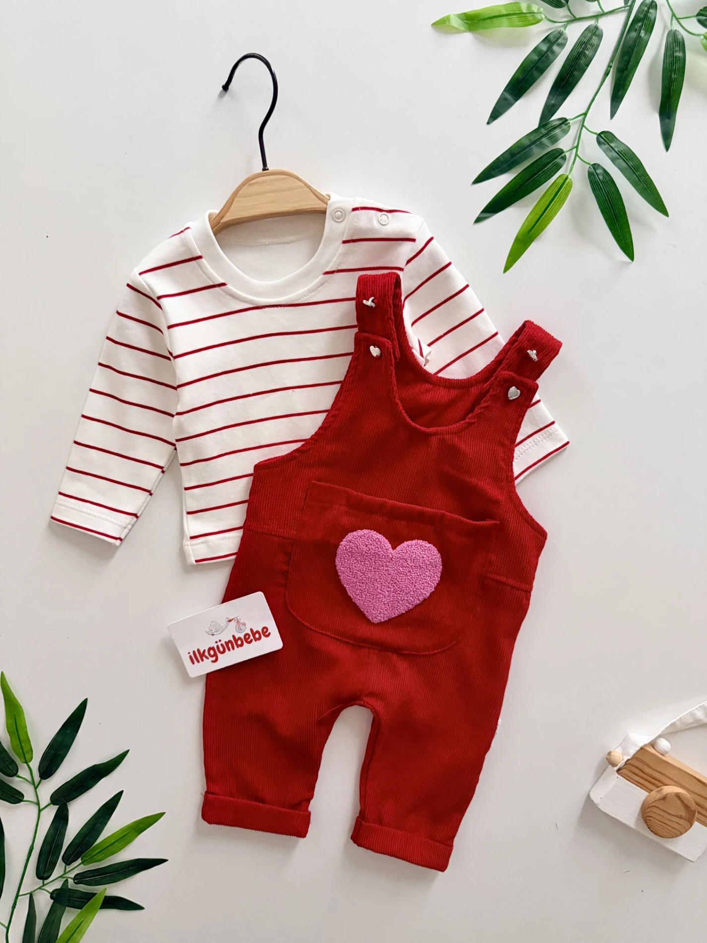 Kalp Punch İşlemeli Kadife Salopet & Body