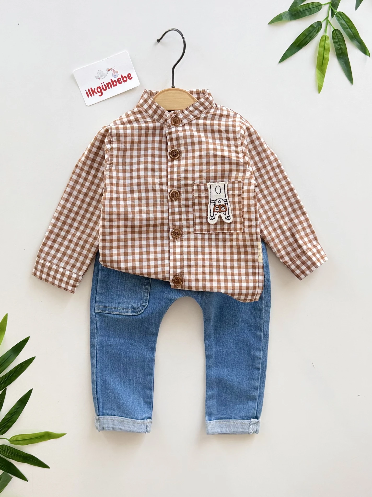 Kedi Nakışlı Kot Pantalonlu Takım