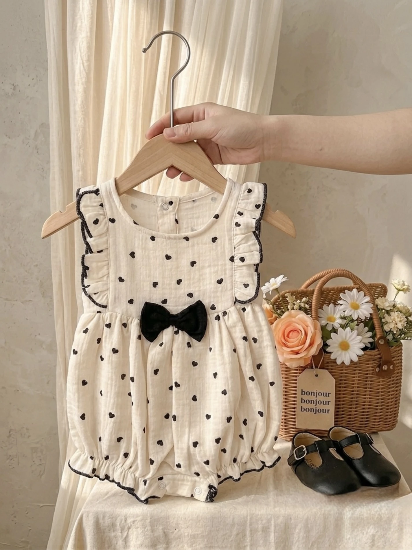 Lovely Bucket Şapkalı Yazlık Müslin Romper