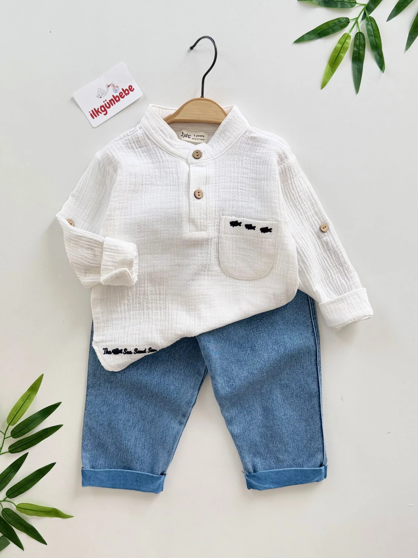 Müslin Kumaş Hakim Yakalı Gömlek & Kot Pantalon Takım