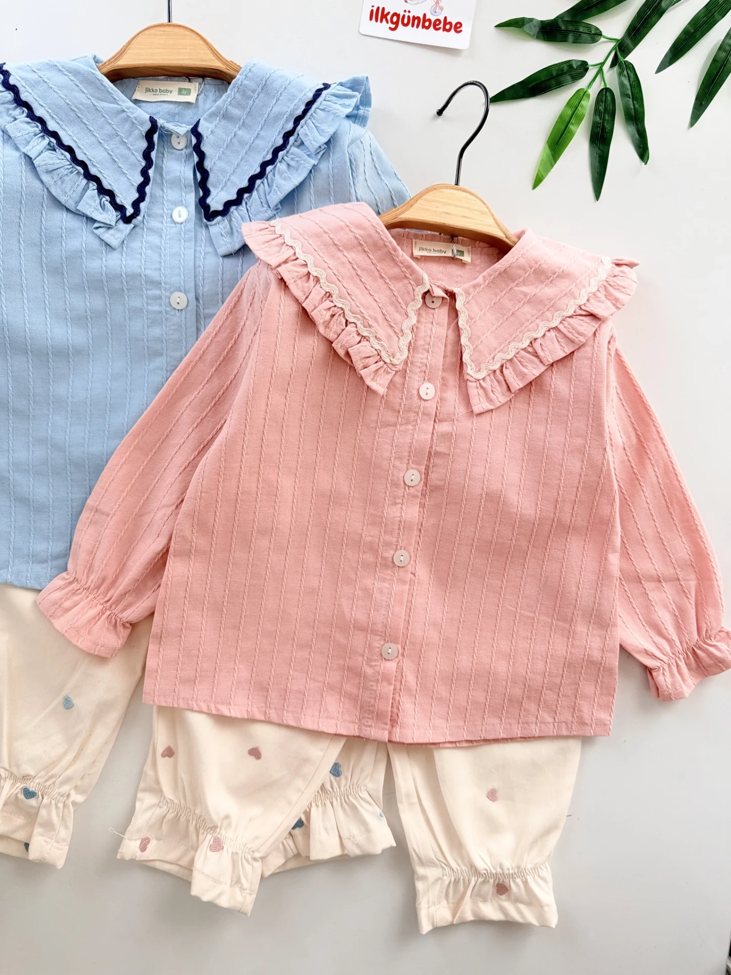 Su Taşı Yaka Detaylı Kalp Pantalonlu Premium Takım