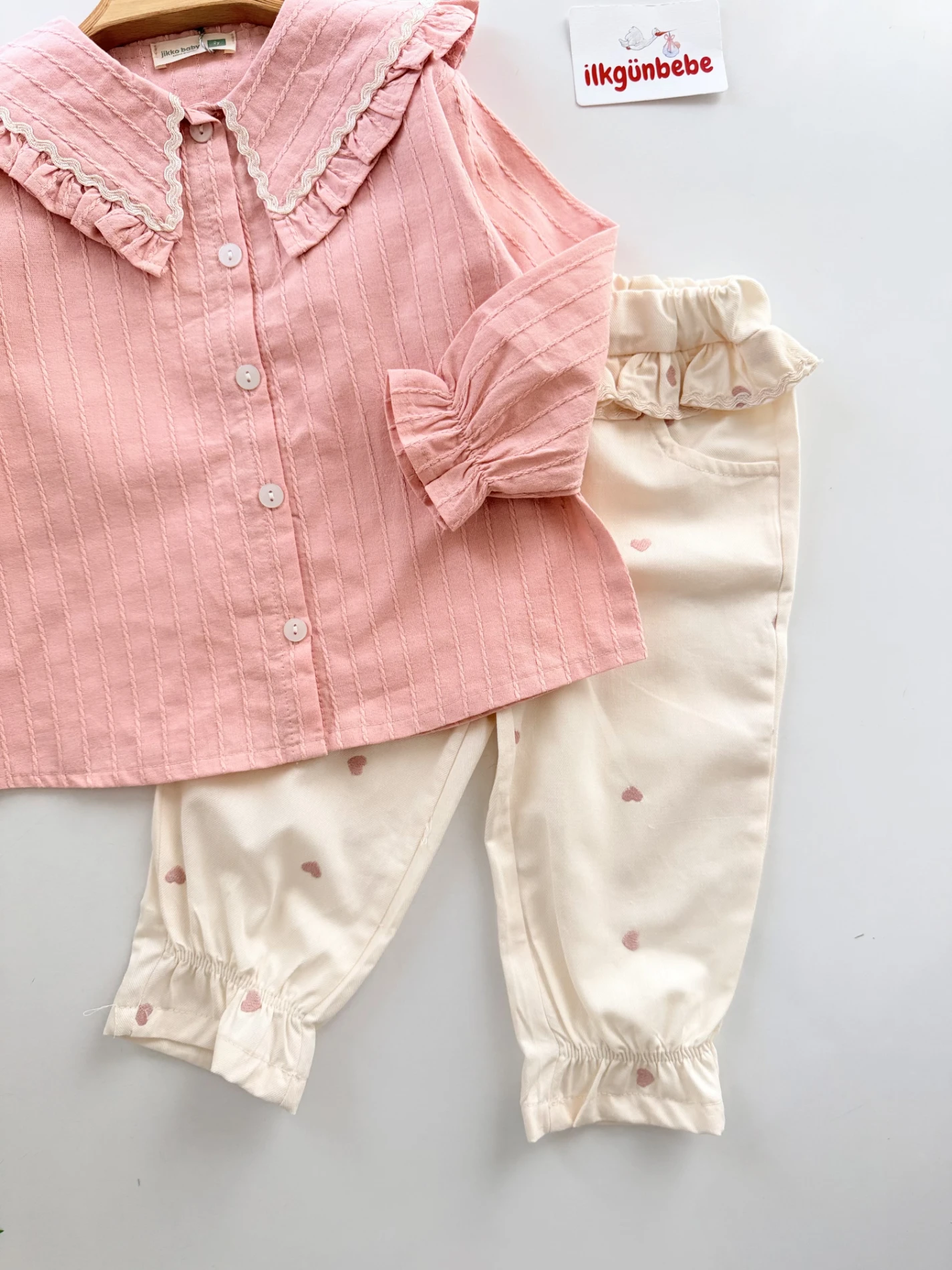 Su Taşı Yaka Detaylı Kalp Pantalonlu Premium Takım