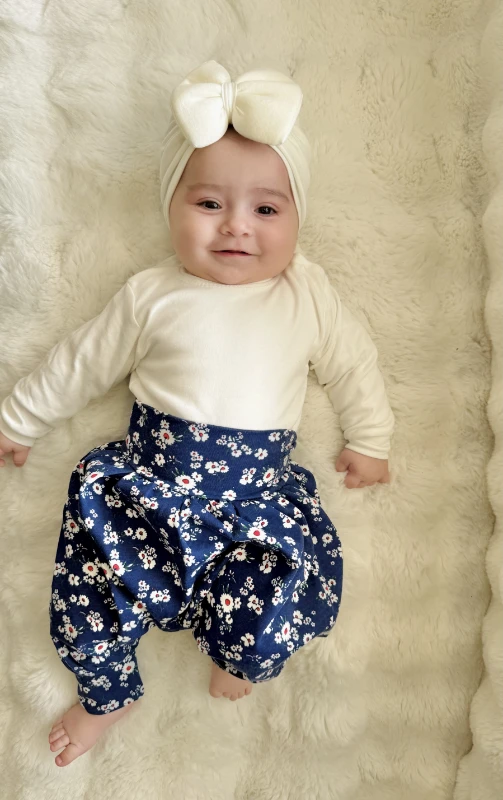 Çiçek Desenli Şalvarlı UZUN Kollu Tişörtlü  3’lü Bandanalı  Takım