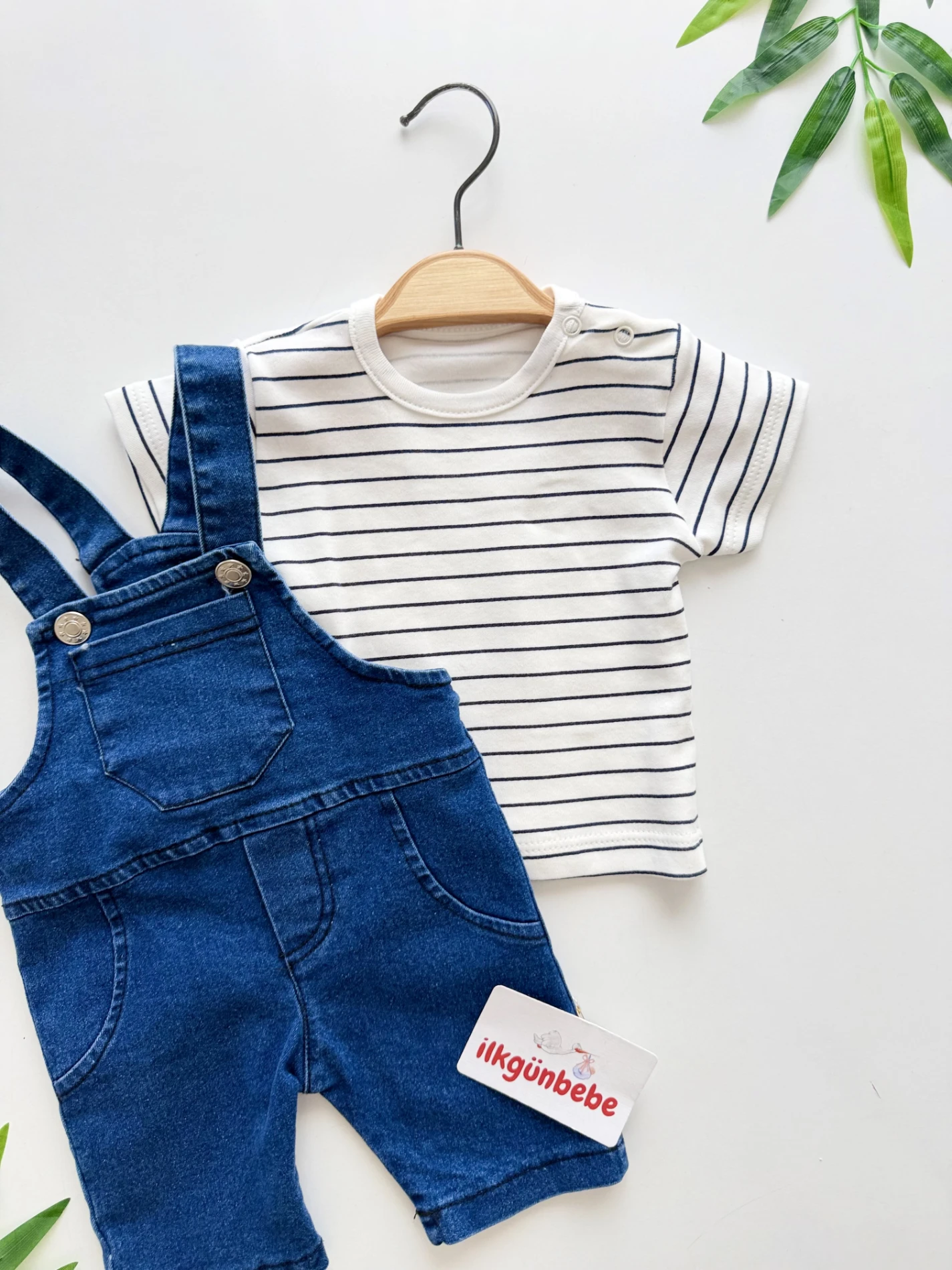 Çizgili Bodyli Kot Salopetli Set