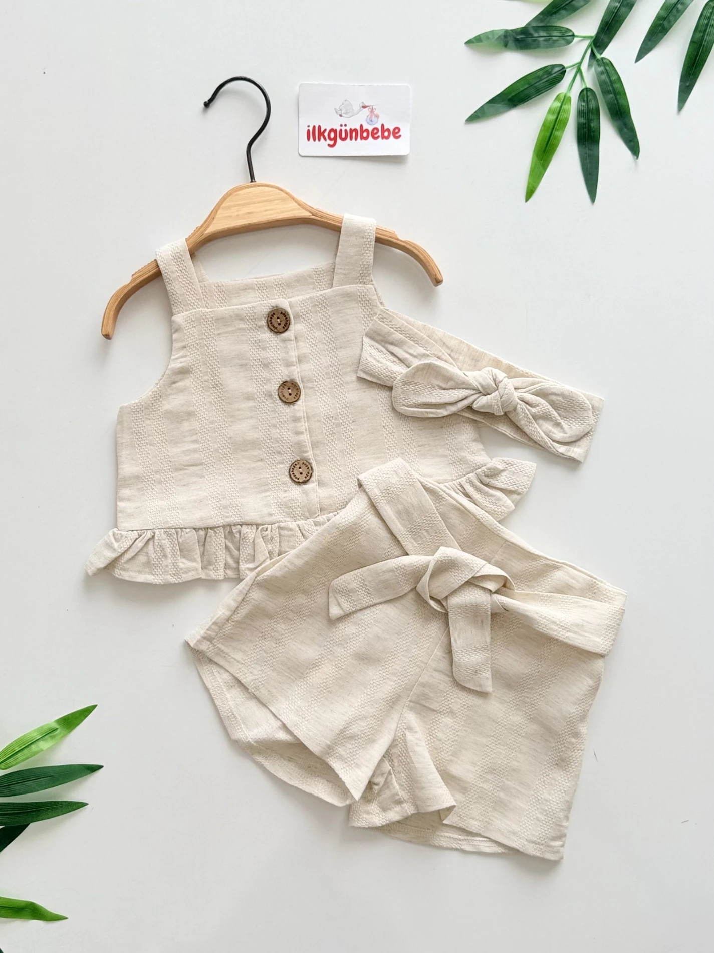 Natural 3’lü Keten Dokulu Şortlu Takım ve Bandana Seti