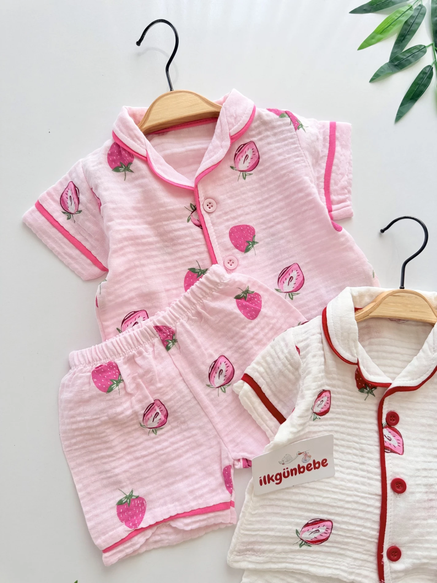 Çilek Temalı Müslin Yazlık Pijama