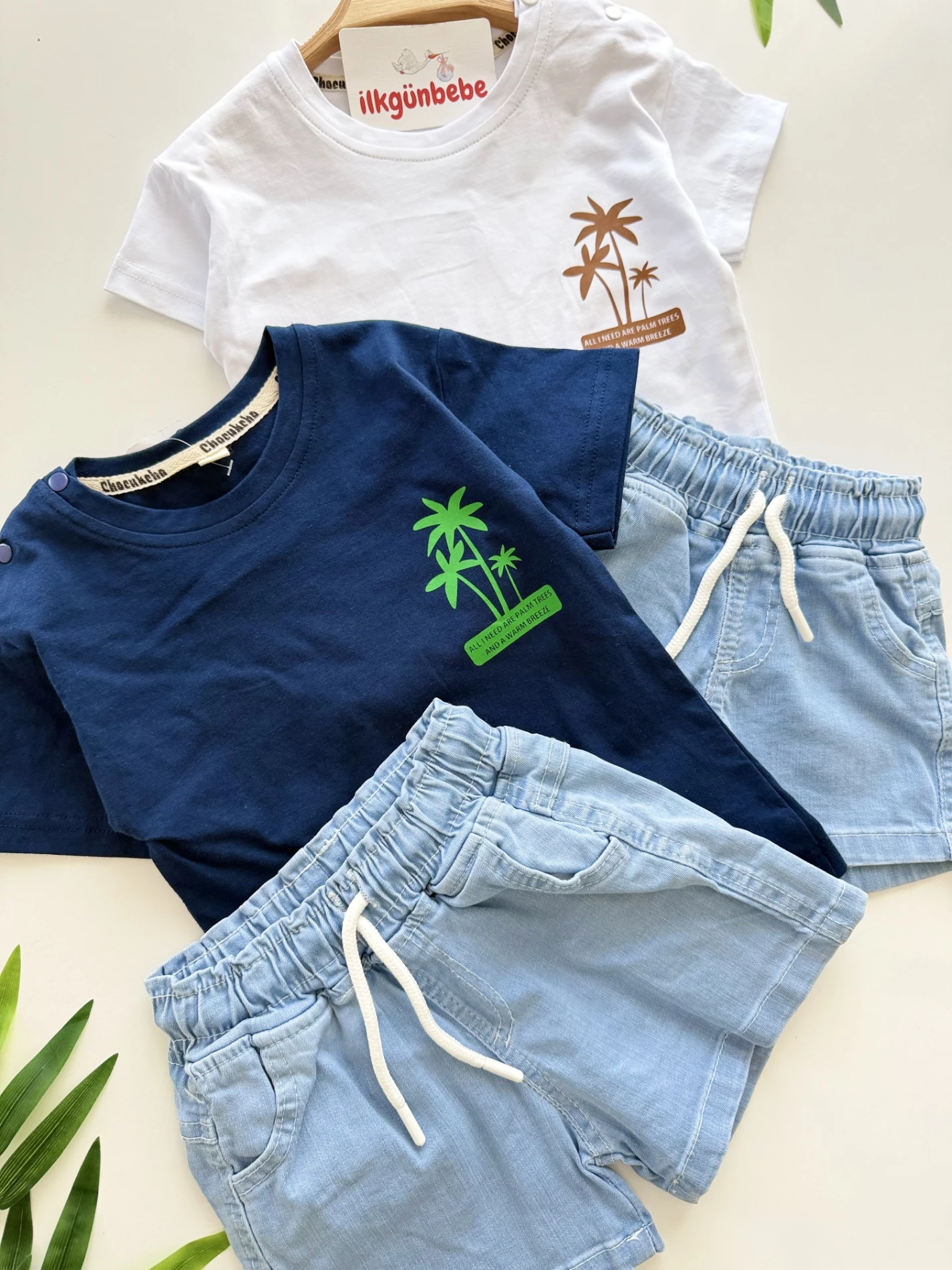 Palmiye Desenli Kot Şortlu Takım