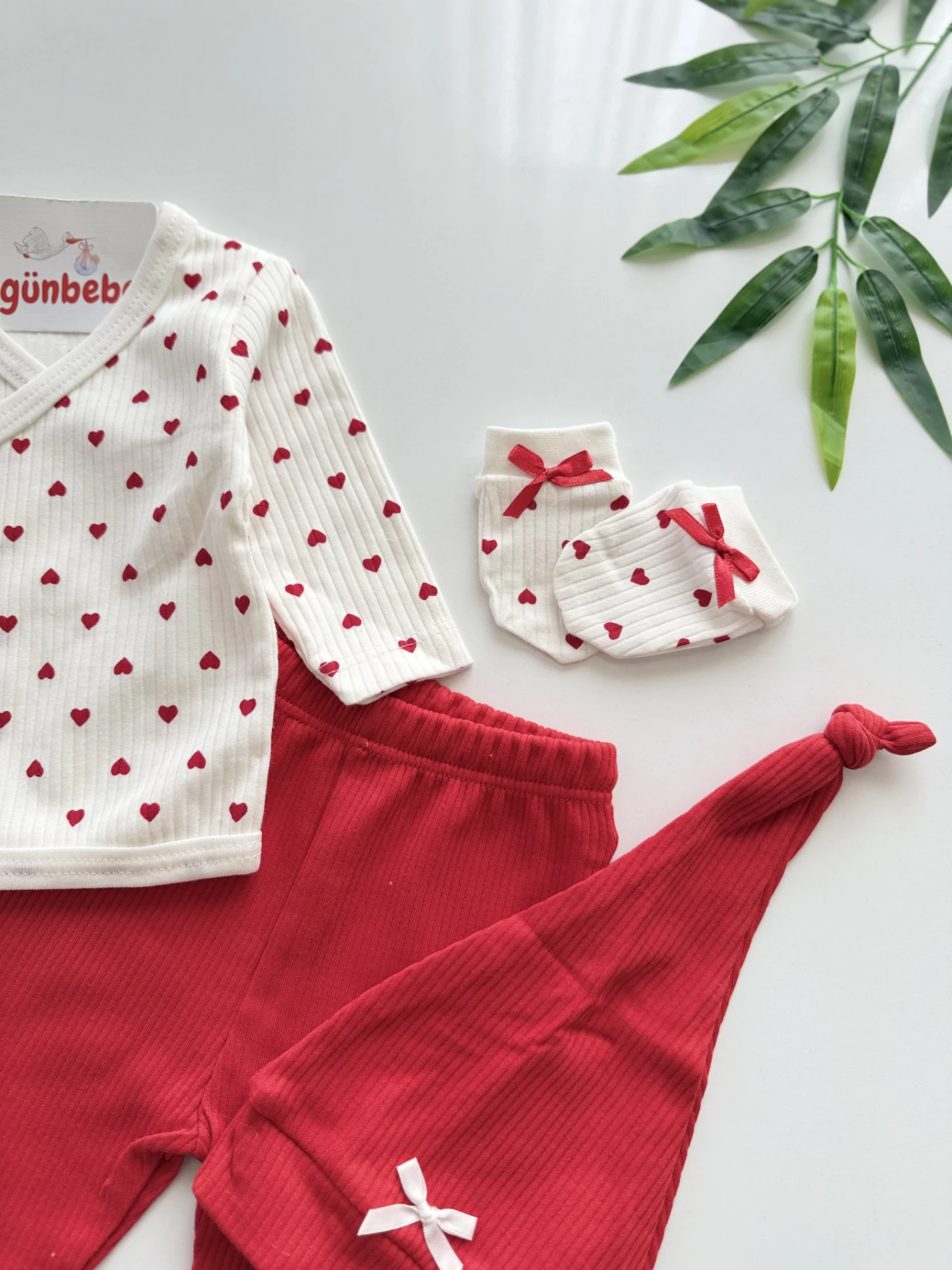 Kalp Temalı 5 Parça Yenidoğan Set