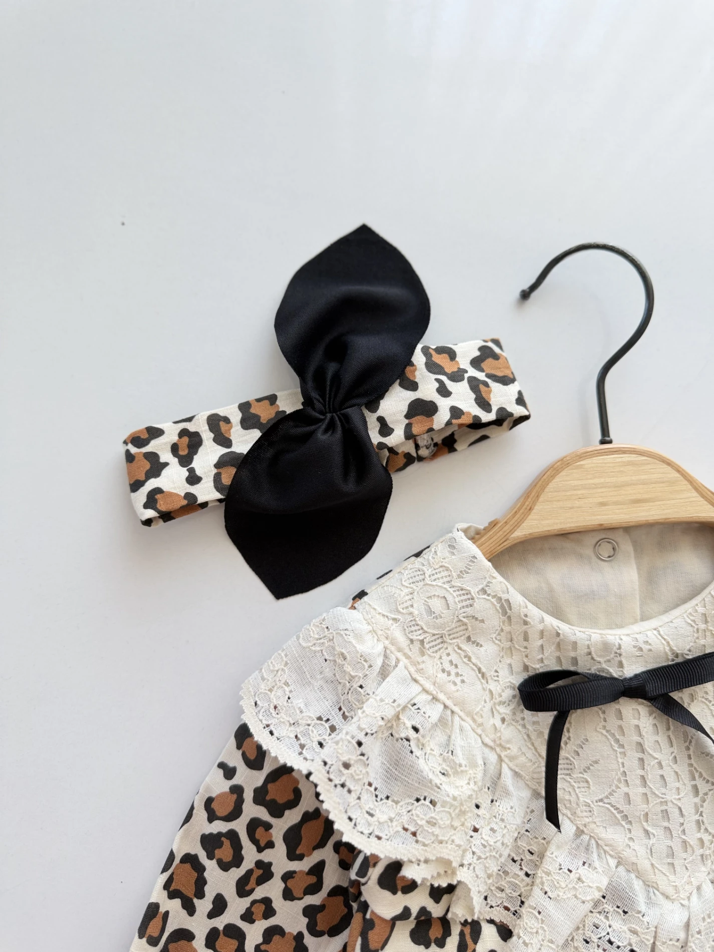 Leogirl Dantel Yaka Leopar Desenli Romper Set