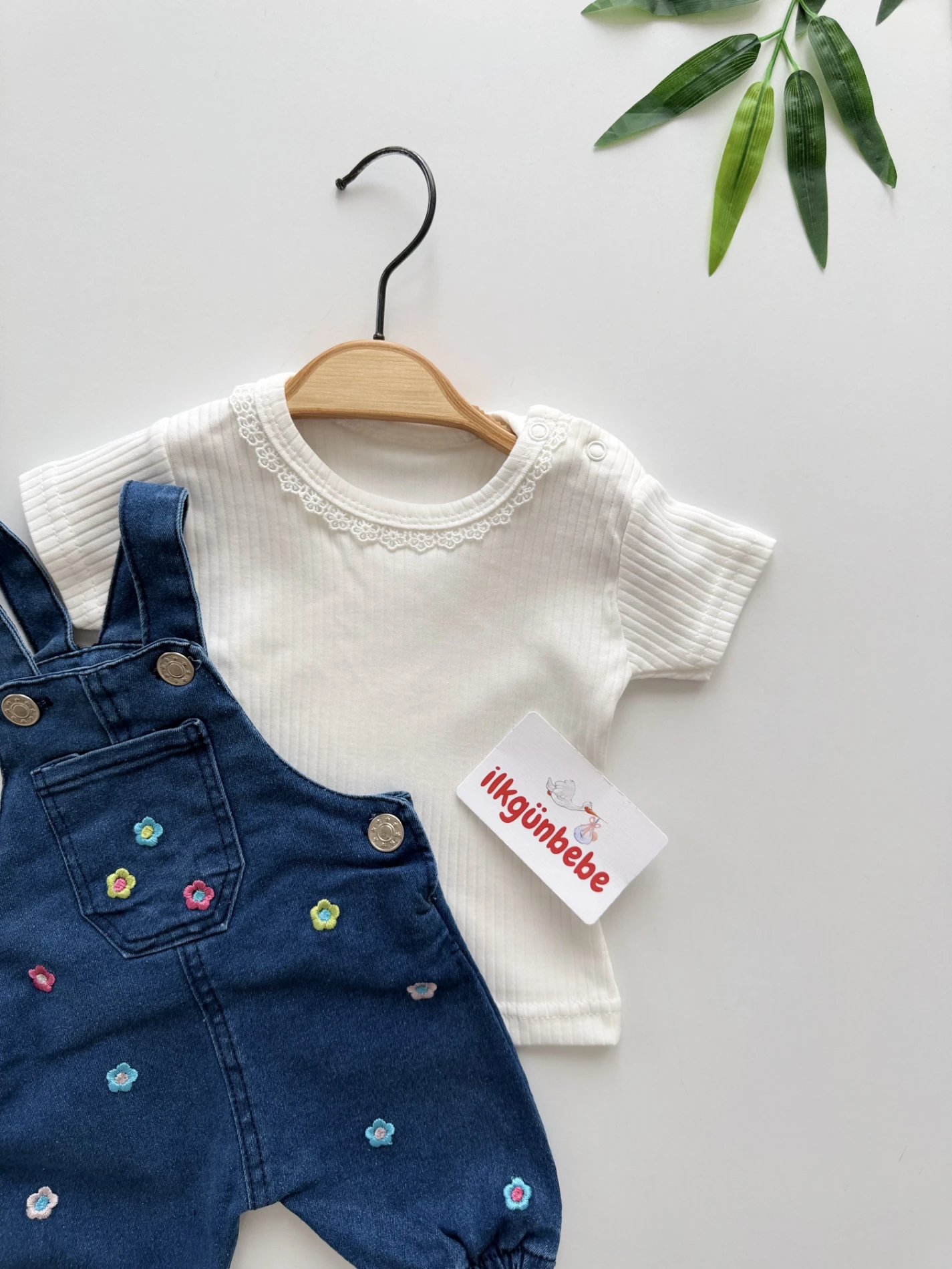 Çiçek Nakışlı Denim Salopet Takım