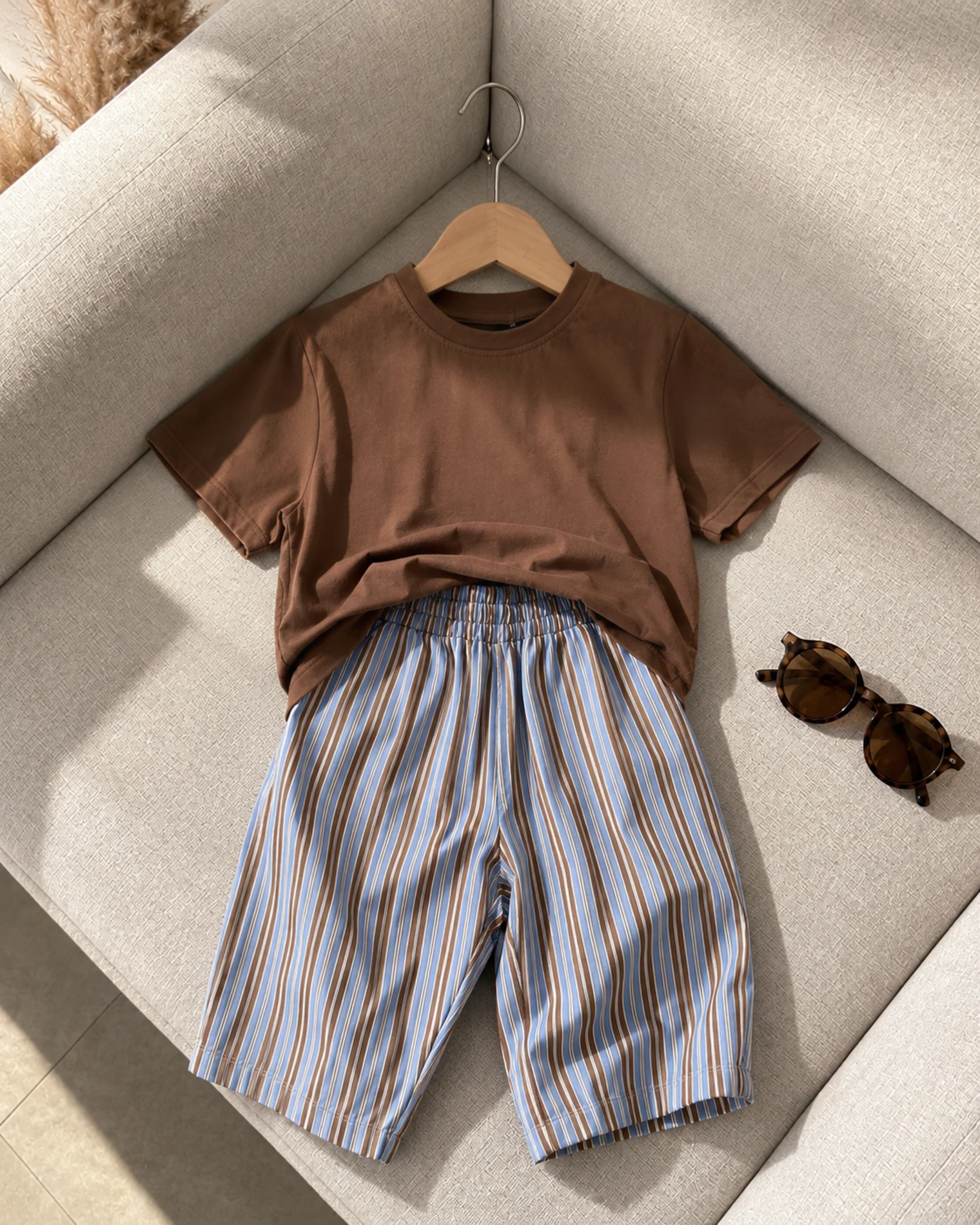 Laciel Paris Kahve&Mavi Çizgili Dokuma Balon Pantolon & Basic Tişört
