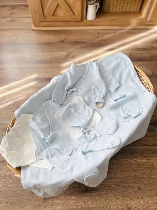 Müslin Kumaş Pamuklu Bunny Baskılı 10 Parça Yenidoğan Hastane Çıkış Seti