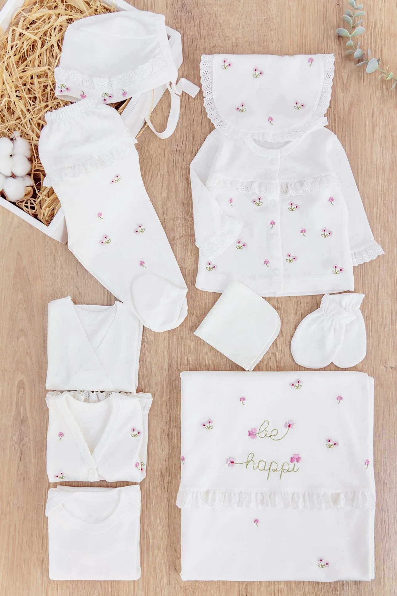 Be Happy Bahar Desenli Detaylı Battaniyeli 10 Parça %100 Pamuk Premium Hastane Çıkışı Seti