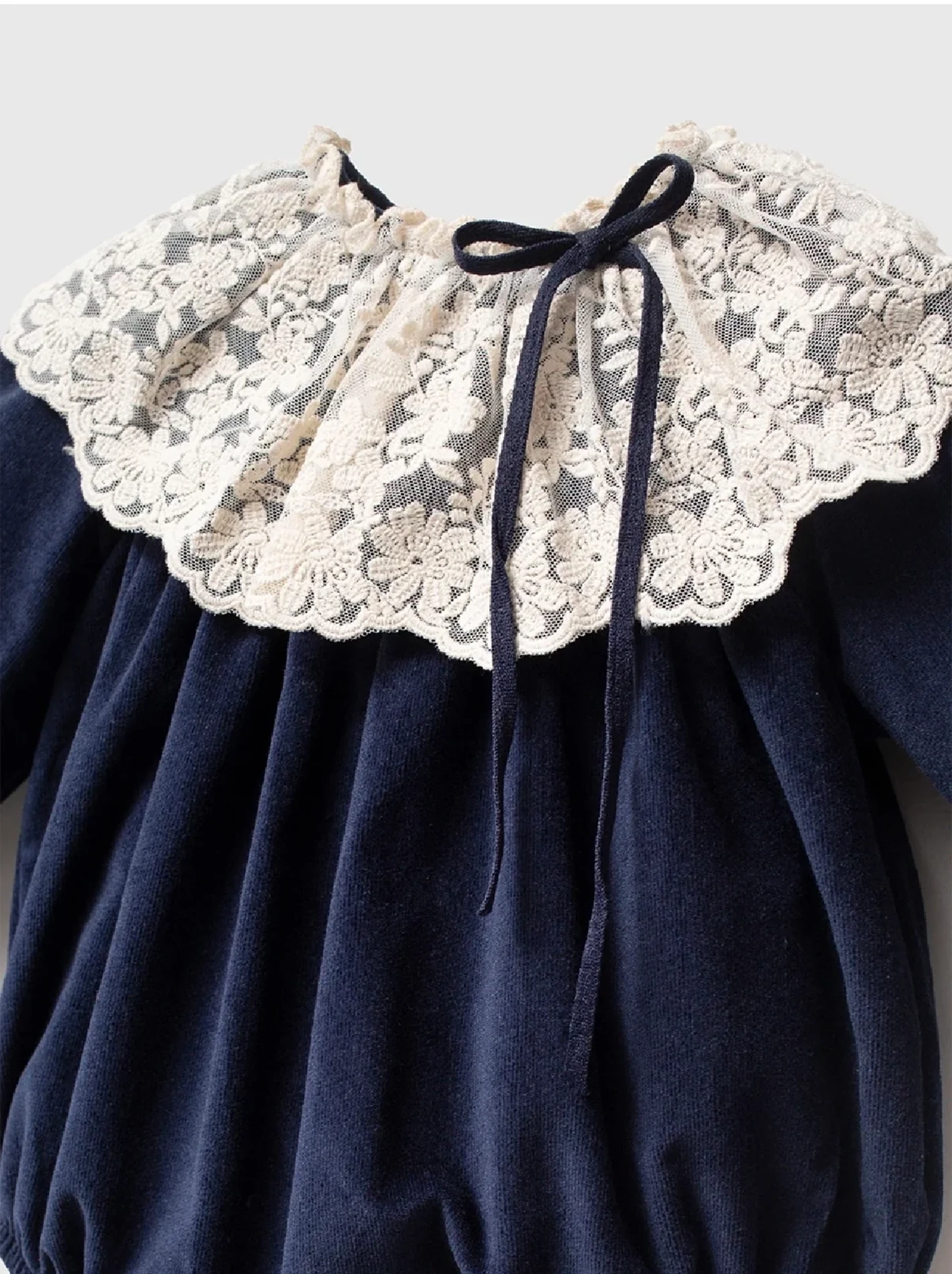 Venessa Kız Bebek Premium Özel Kutulu Dantelli 4’lü Hediyelik Romper Set 