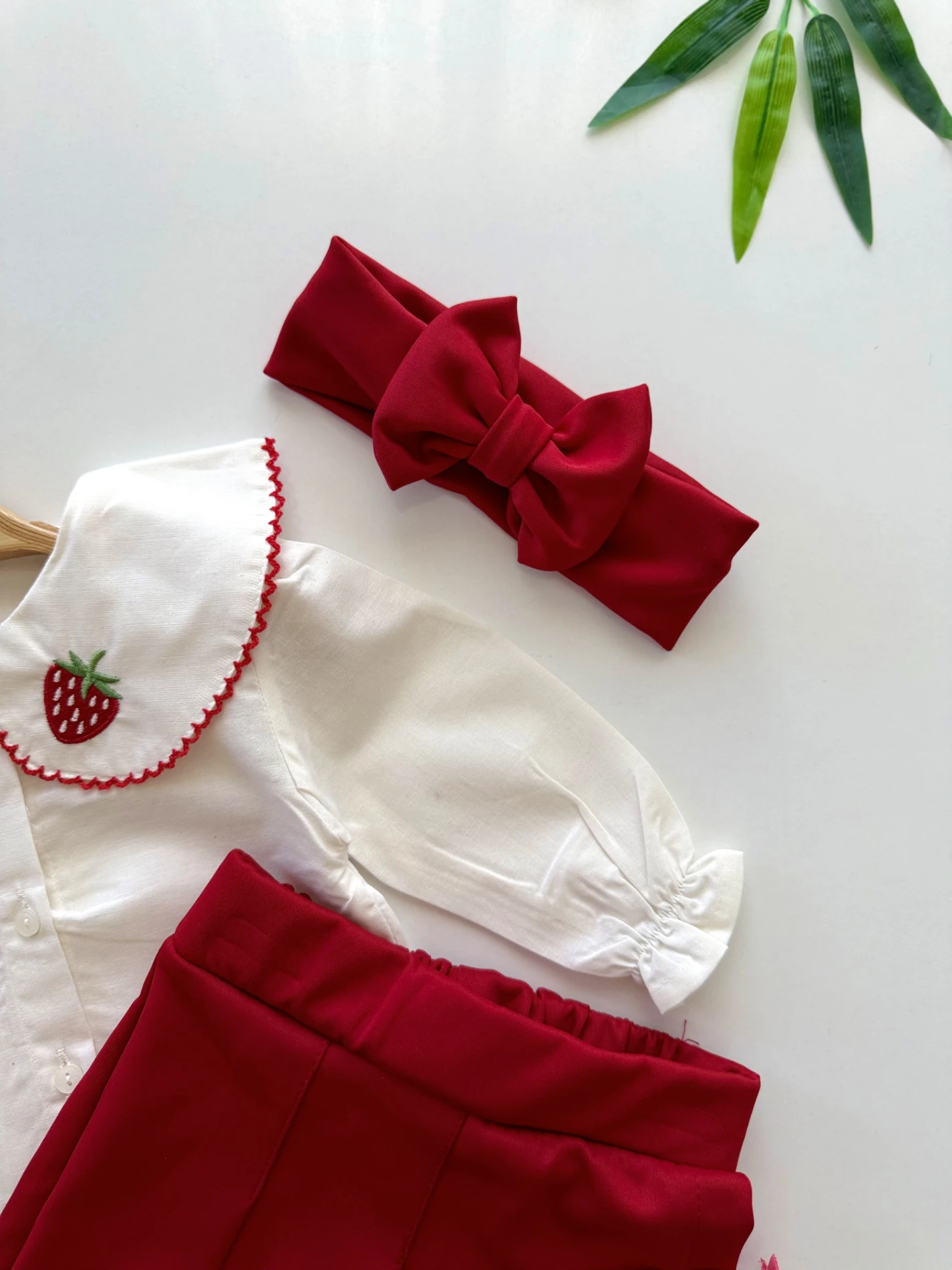 Strawberry Fisto Yakalı Şort Etekli 3’lü Premium Koleksiyon Takım