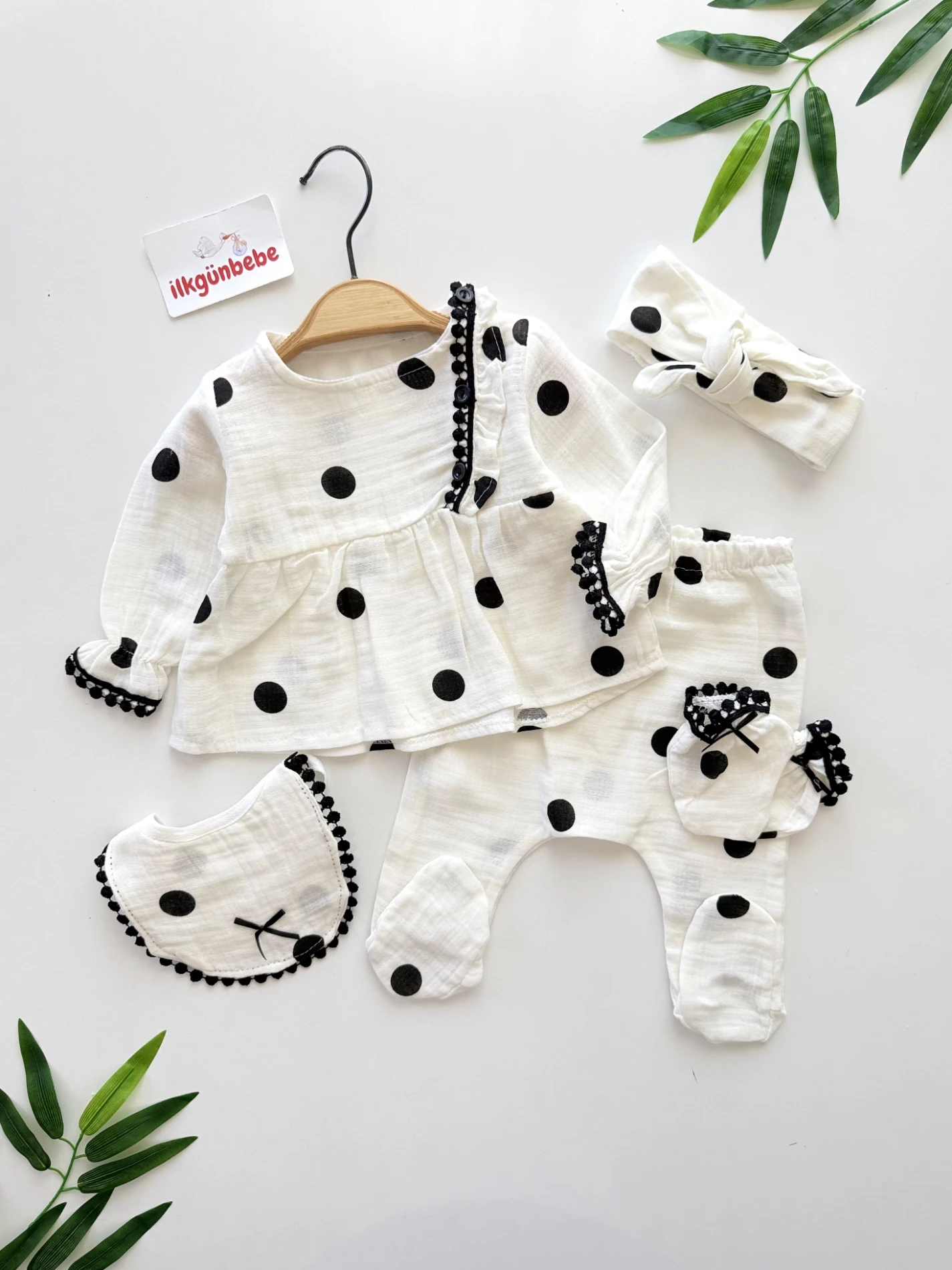 Puantiyeli  %100 Pamuk Yumuşacık Premium  5 Parça Set
