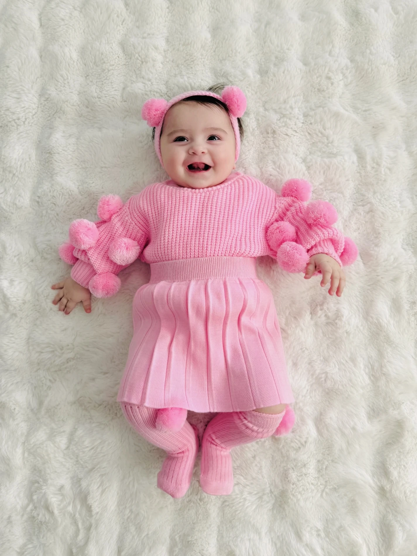 Selanik Örgüsü Kumaşlı Ponpon  Detaylı Triko Etekli 4’lü  Takım