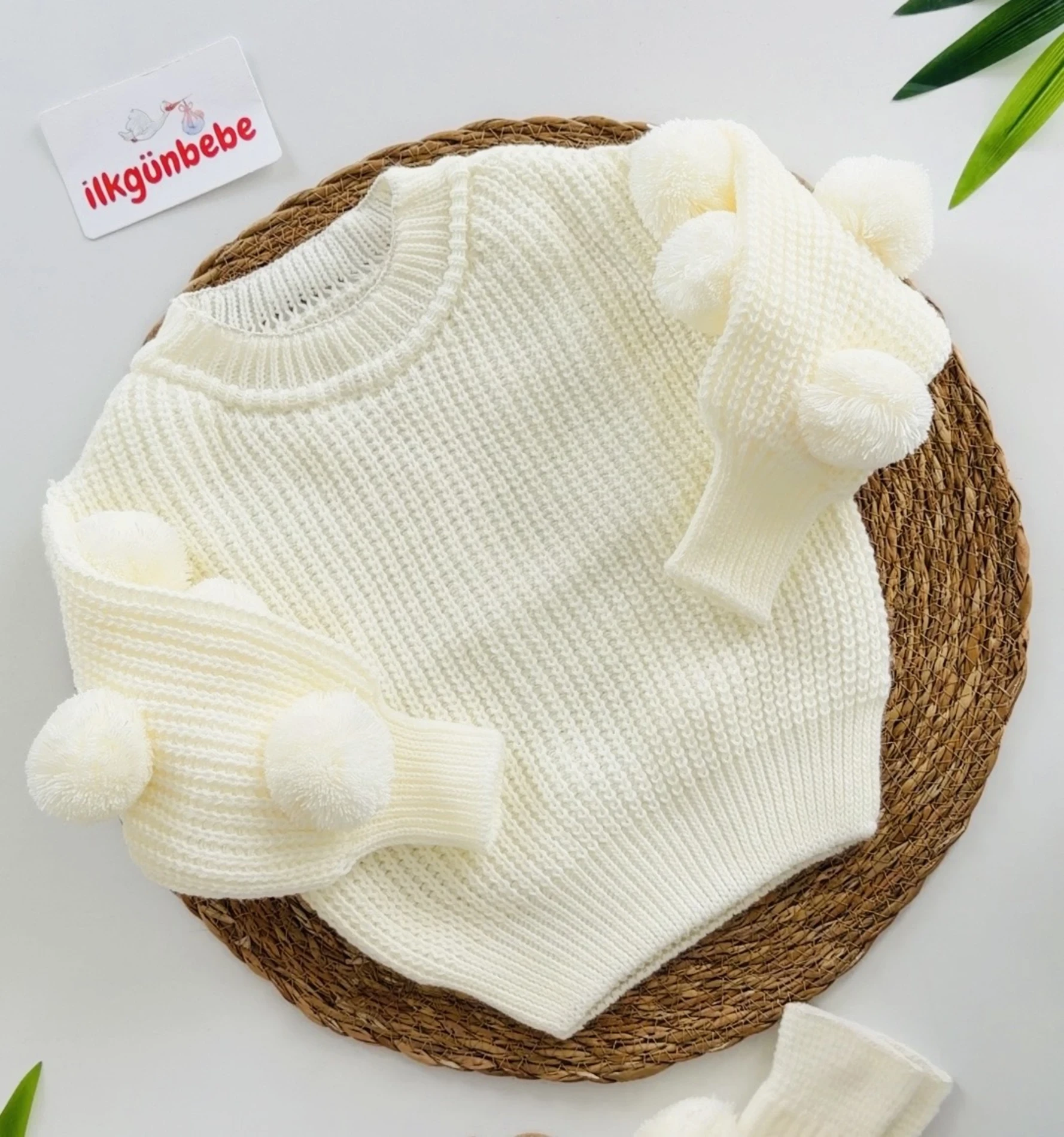 Selanik Örgüsü Kumaşlı Ponpon  Detaylı Triko Etekli 4’lü  Takım