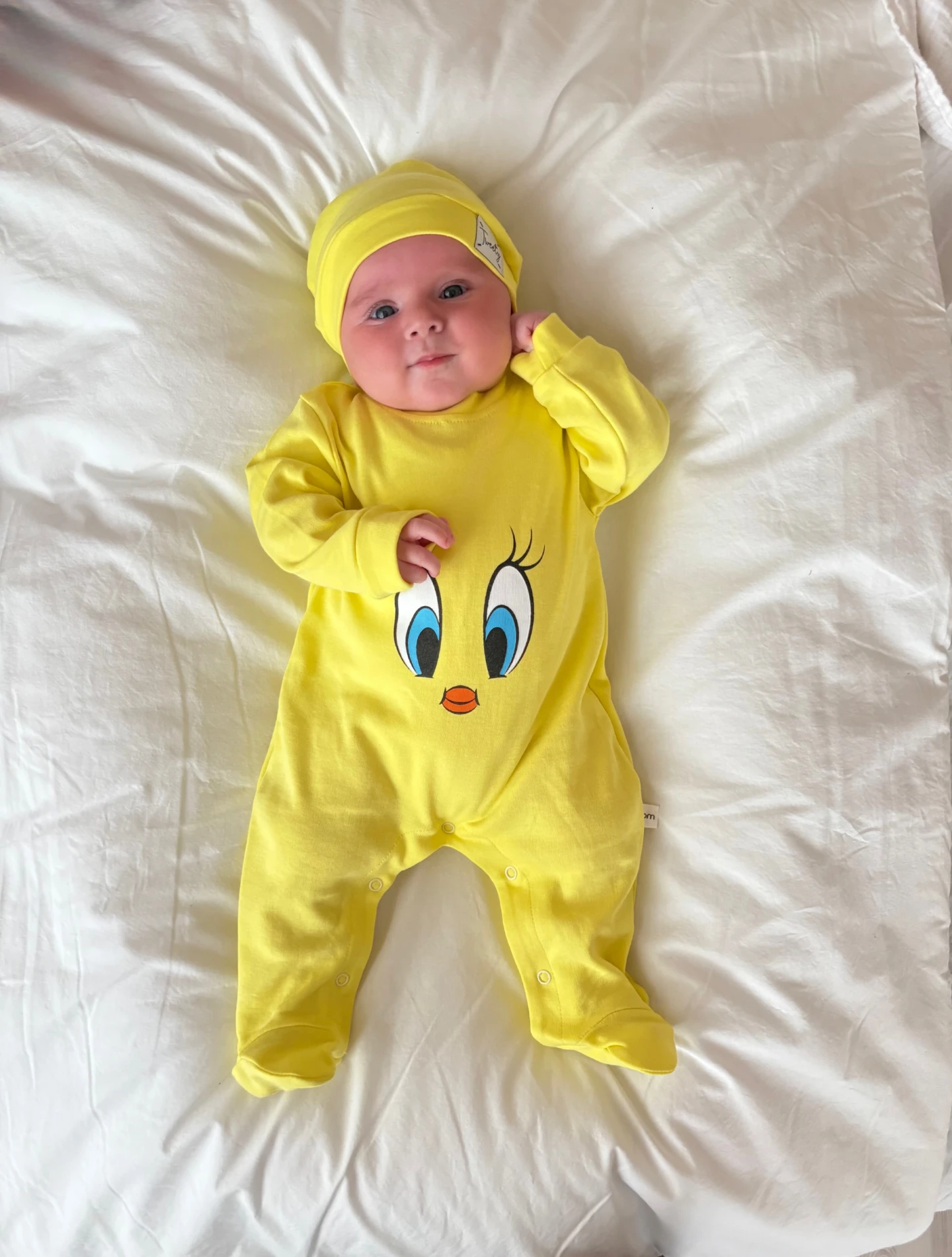 Tweety desenli %100 Pamuk Şapkalı Unisex Tulum Set