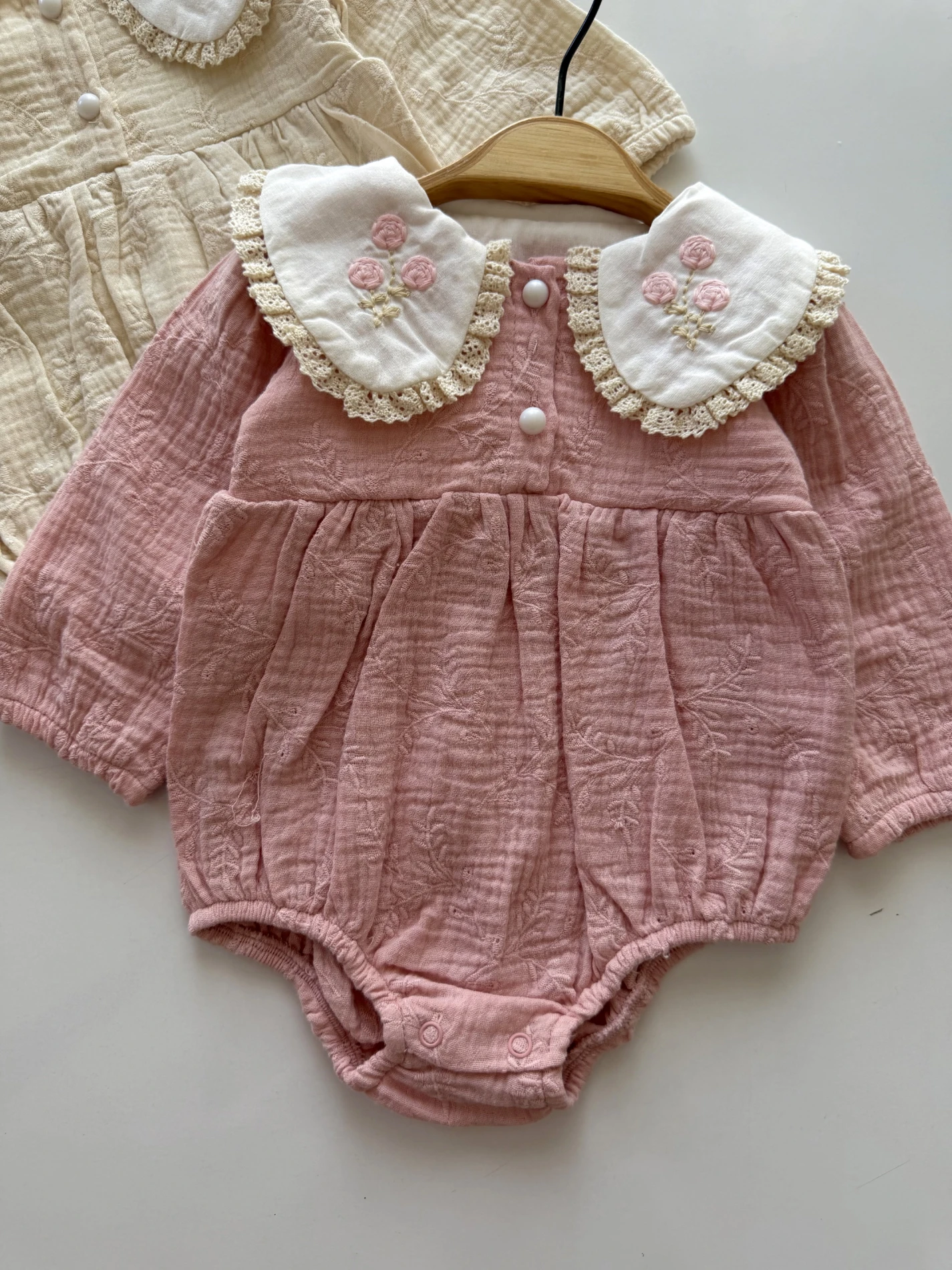 Ella Çiçek Fisto Yakalı Romper Set