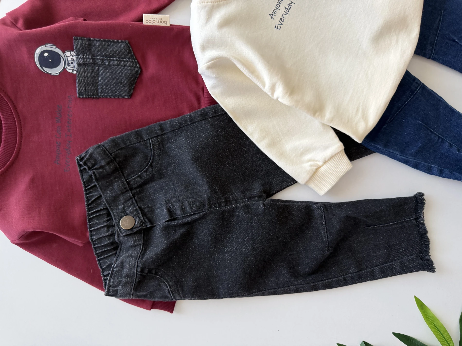 Uzay Temalı Kot Pantalonlu 2’li Takım
