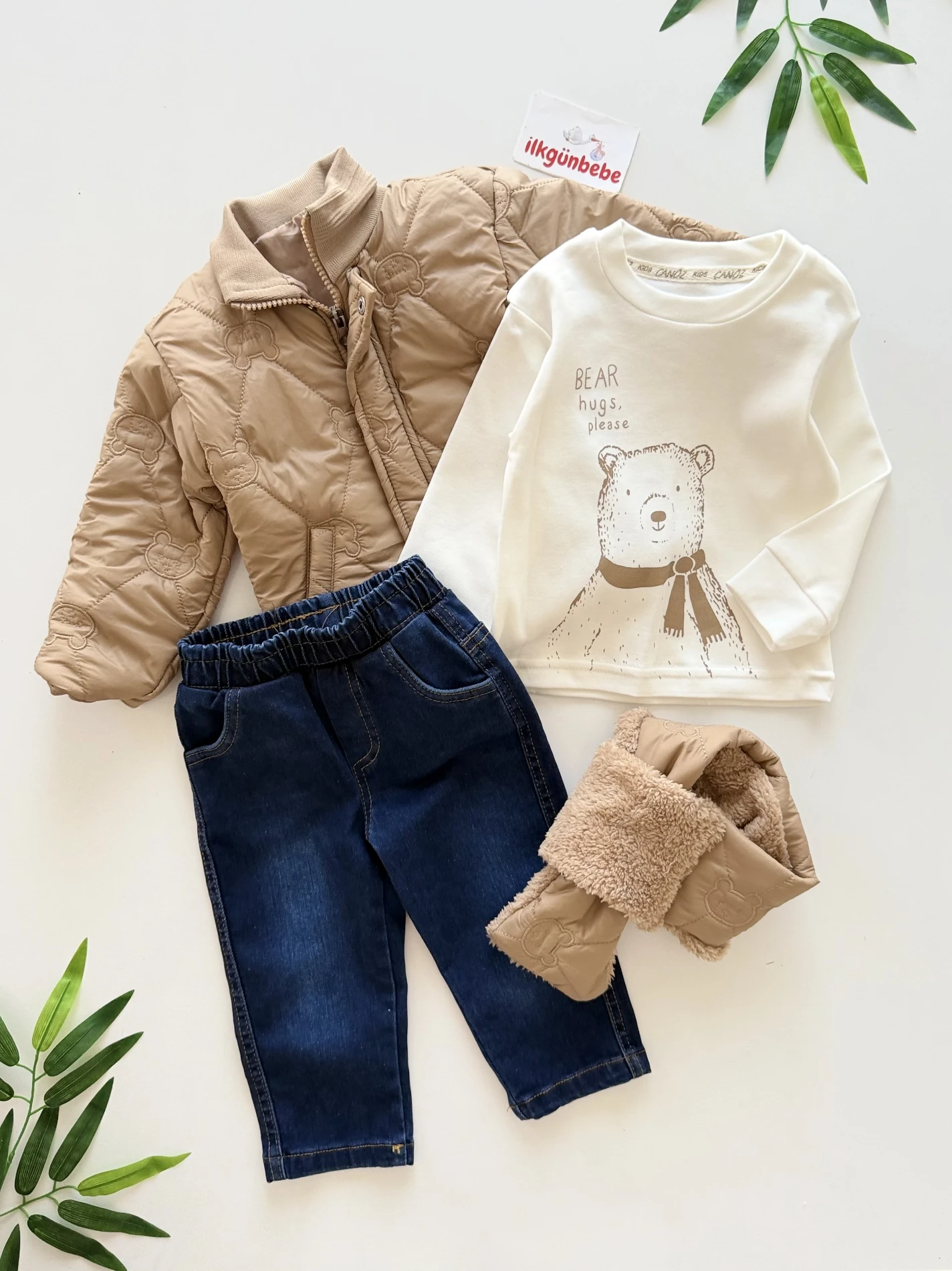 Teddy Bear Fular Atkılı  Kot Pantalonlu Montlu & Badili 4’lü Takım