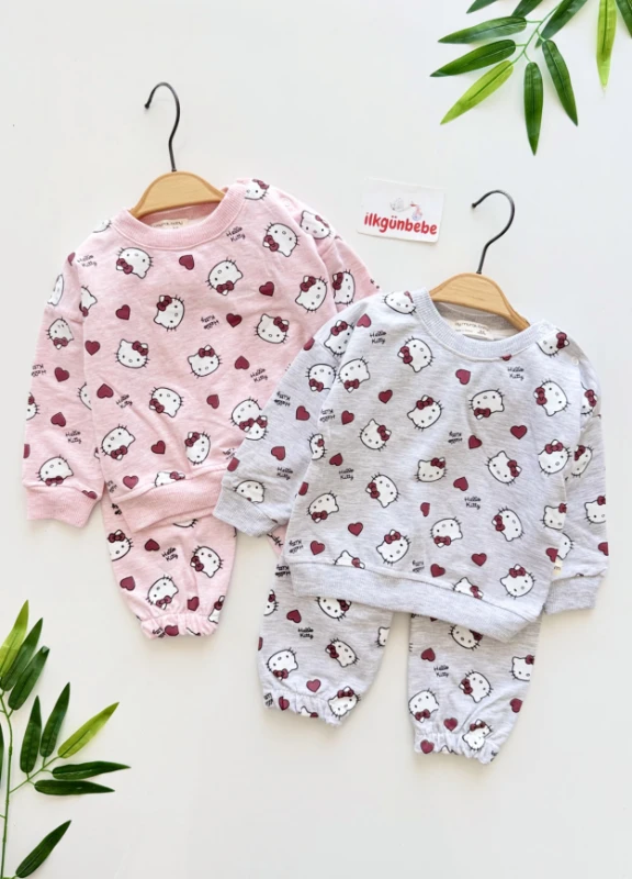 Hello Kitty Mevsimlik Takım