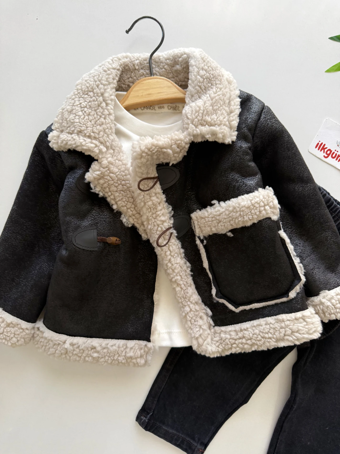 Kürklü Süet Bebek Ceketi Sweatli 3’lü  Pantolon Takımı