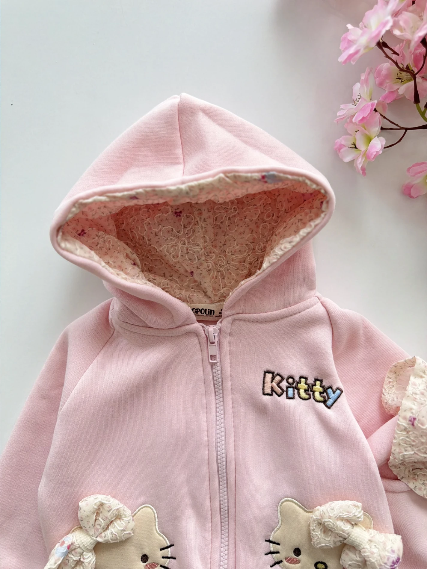 Hello Kitty Fiyonklu  3 İp Şardonlu Hırkalı  Kışlık Takım